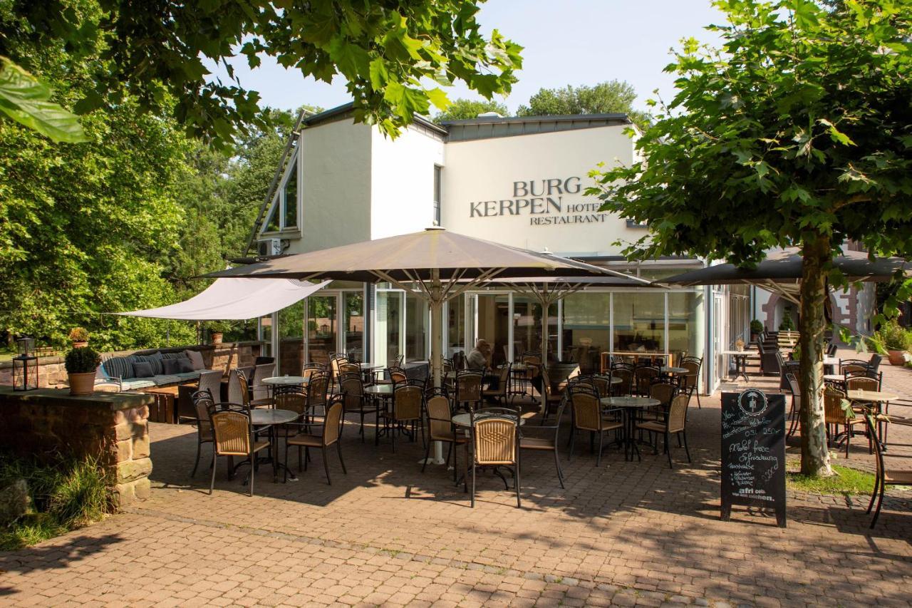 Hotel Burg Kerpen Illingen  Zewnętrze zdjęcie